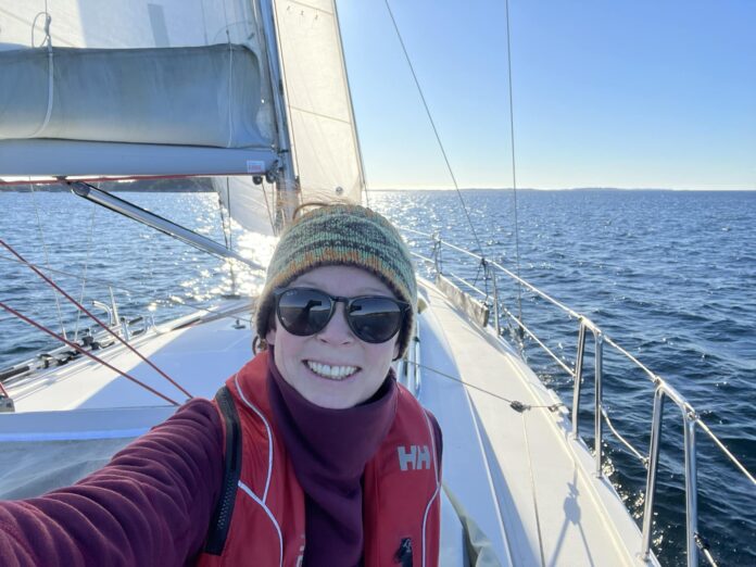 Monika Solvig har gått fra livredd til å seile alene.